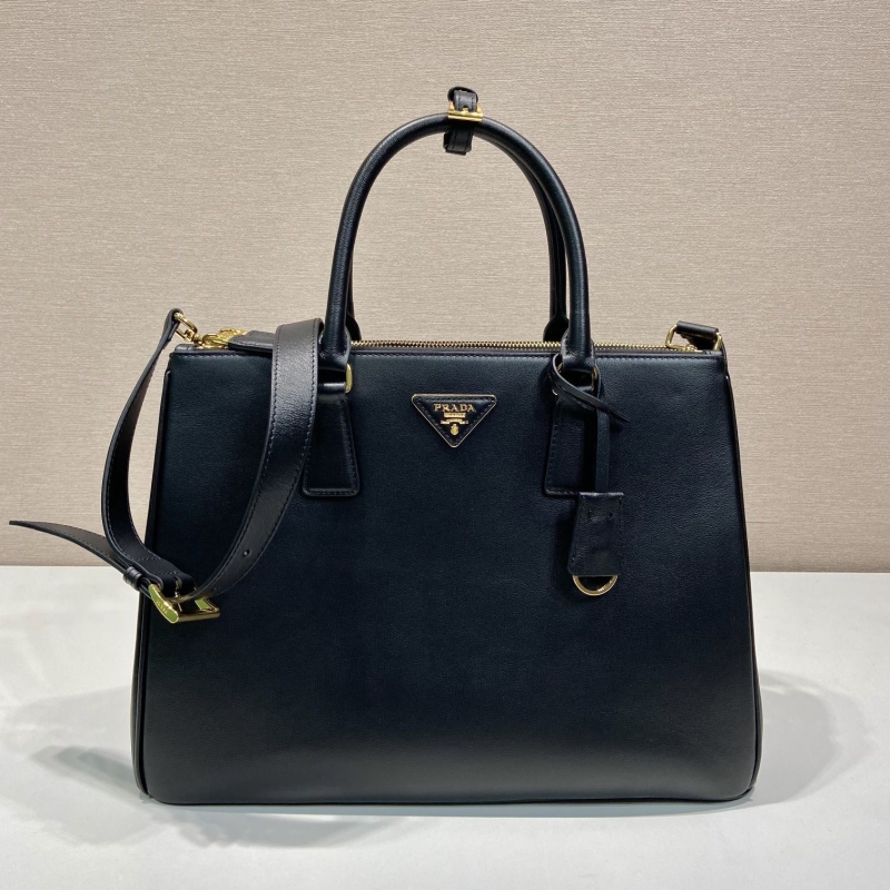 Pra*a top handle bags